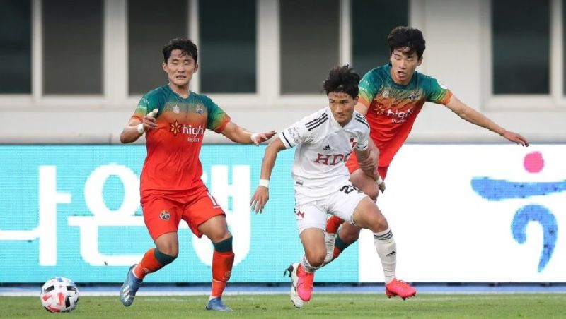 soi-keo-gangwon-vs-jeonbuk-ngay-13-6